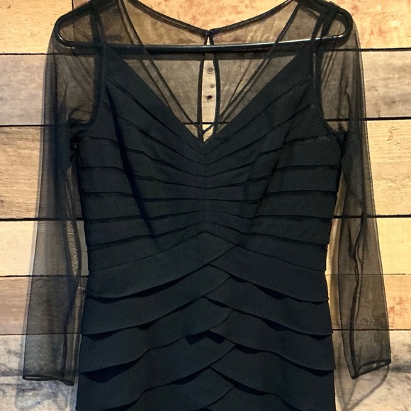 Adrianna Papell Dresses & Skirts - Adrianna Papell 8 Black Dress Tiered Shutter Pleat Illusion mesh Sleeve